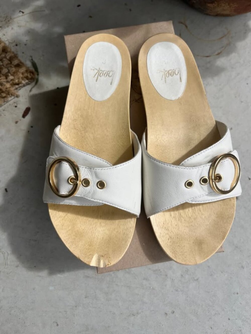 Beek Woodstar Vanilla Leather Clogs -Size 7.5/8